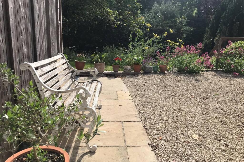 Garden Hideaway, Self-Contained, Edge Of Bath Apartment Екстериор снимка