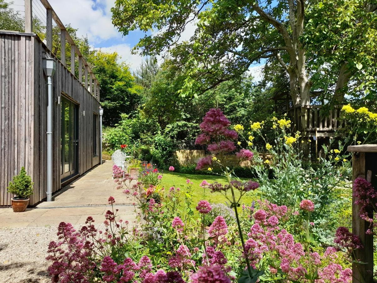 Garden Hideaway, Self-Contained, Edge Of Bath Apartment Екстериор снимка